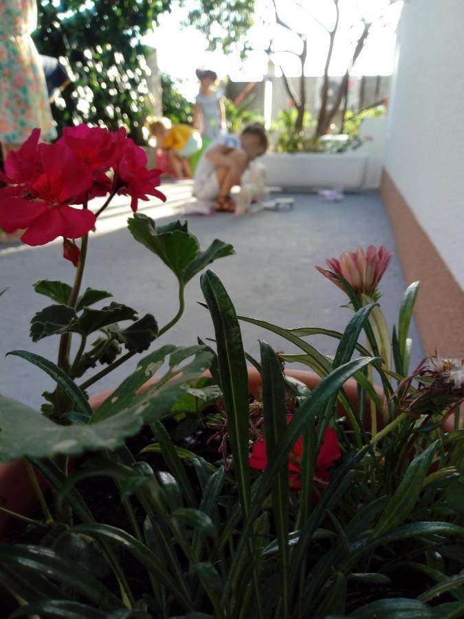 Apartman Radic Traù Esterno foto