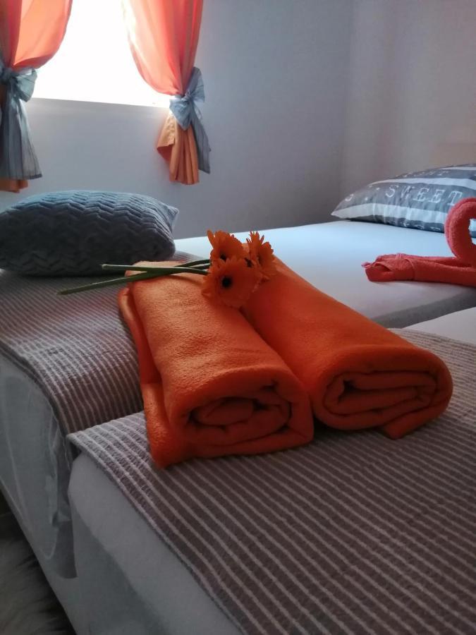 Apartman Radic Traù Esterno foto