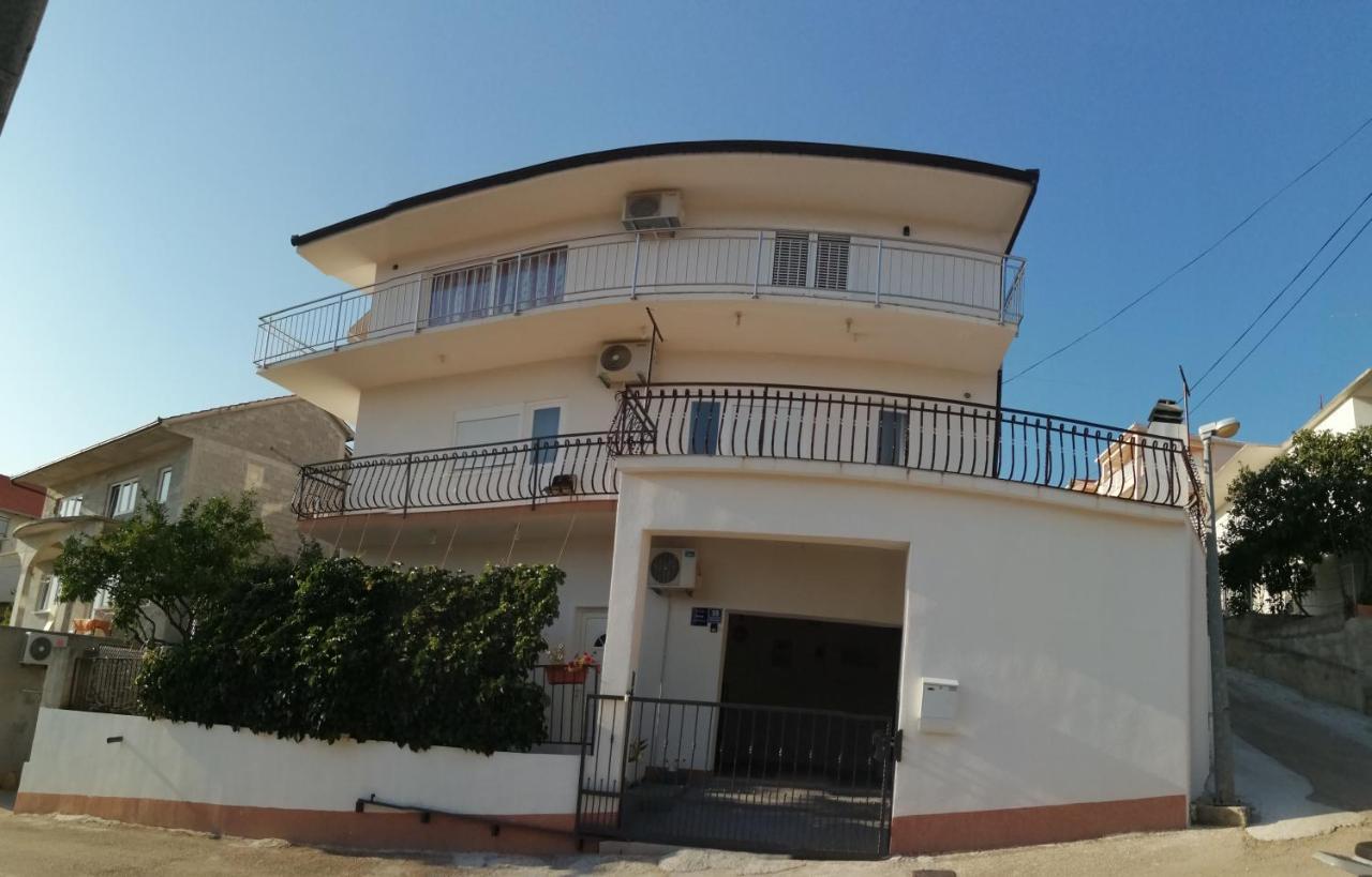 Apartman Radic Traù Esterno foto