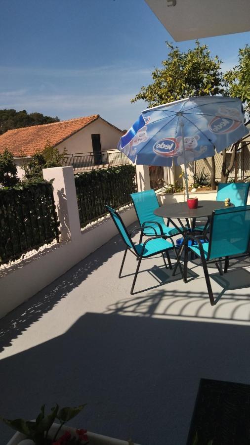 Apartman Radic Traù Esterno foto
