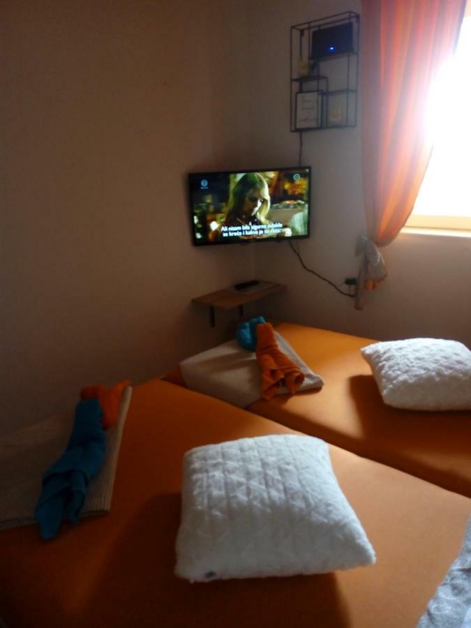 Apartman Radic Traù Esterno foto